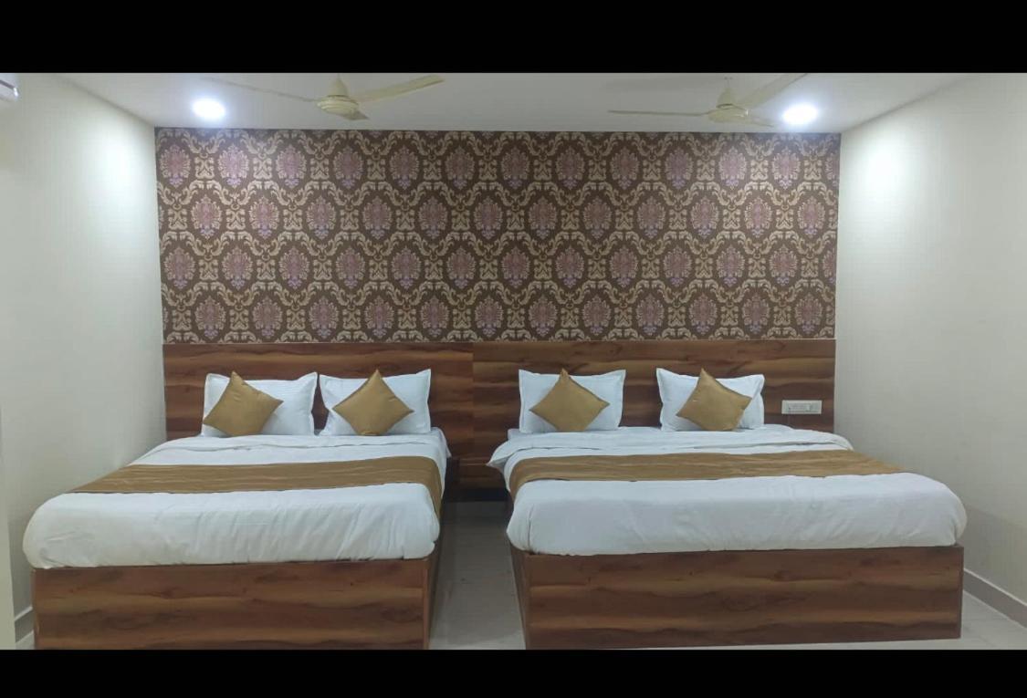 Siddi Vinayaka Hotel Haidarábád Kültér fotó